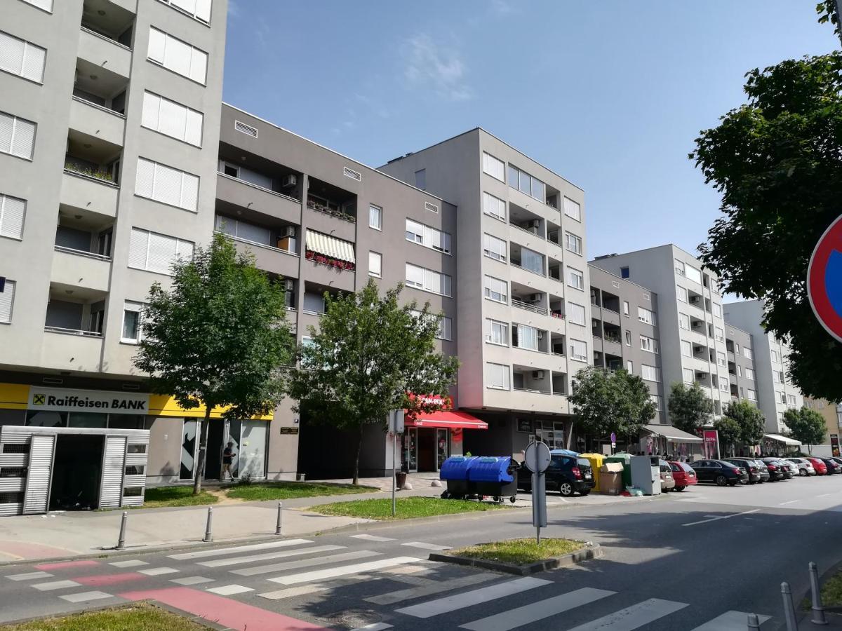 Apartments Dora Zagreb Luaran gambar
