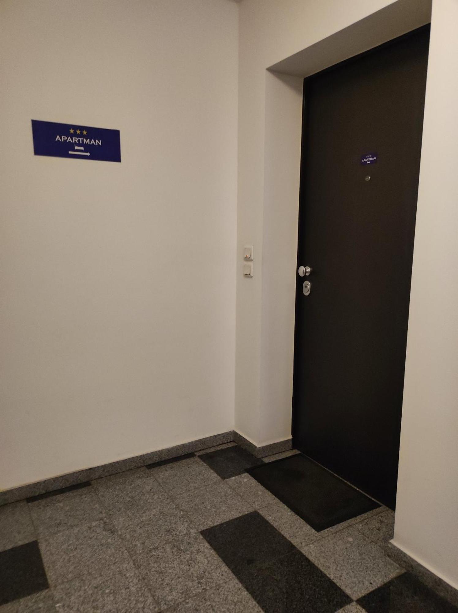 Apartments Dora Zagreb Luaran gambar