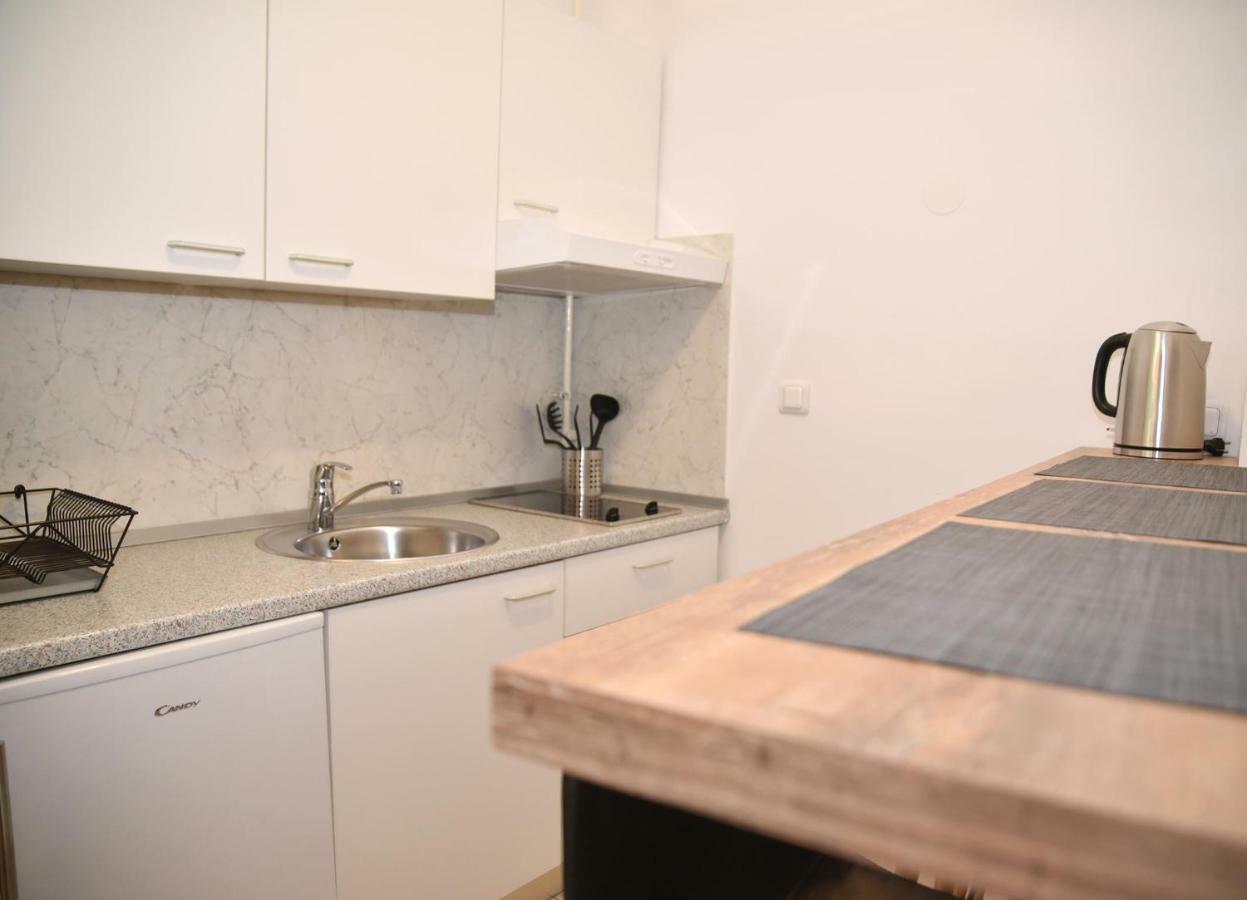 Apartments Dora Zagreb Luaran gambar